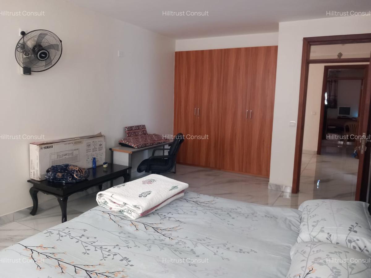 5 Bed Villa with En Suite in Lavington - 2