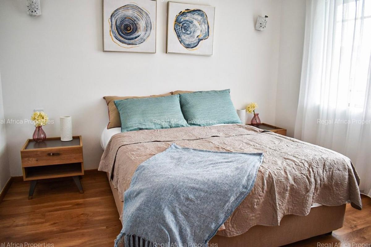 Serviced 2 Bed Apartment with En Suite in Kilimani - 7