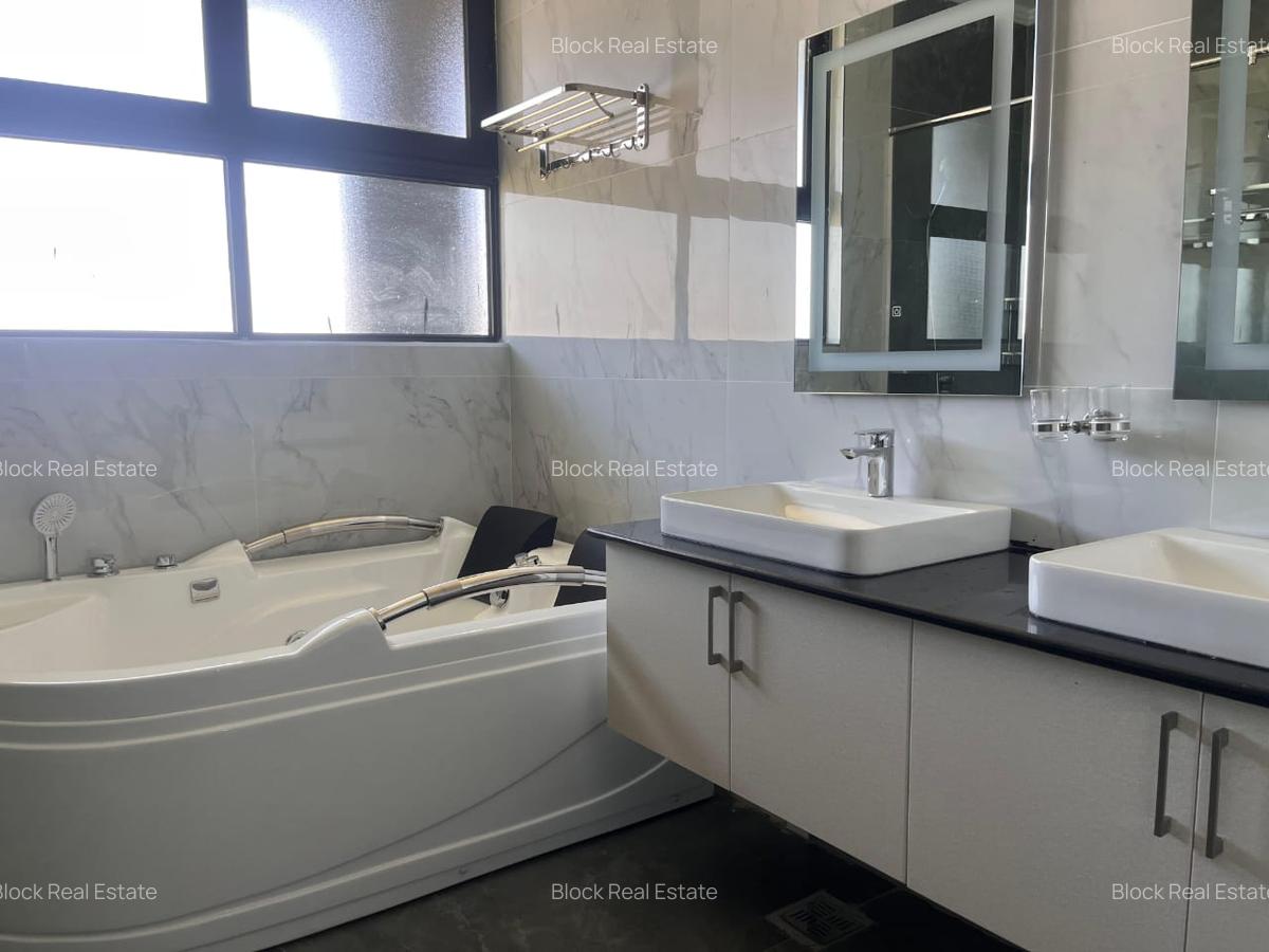 4 Bed Apartment with En Suite in Spring Valley - 14
