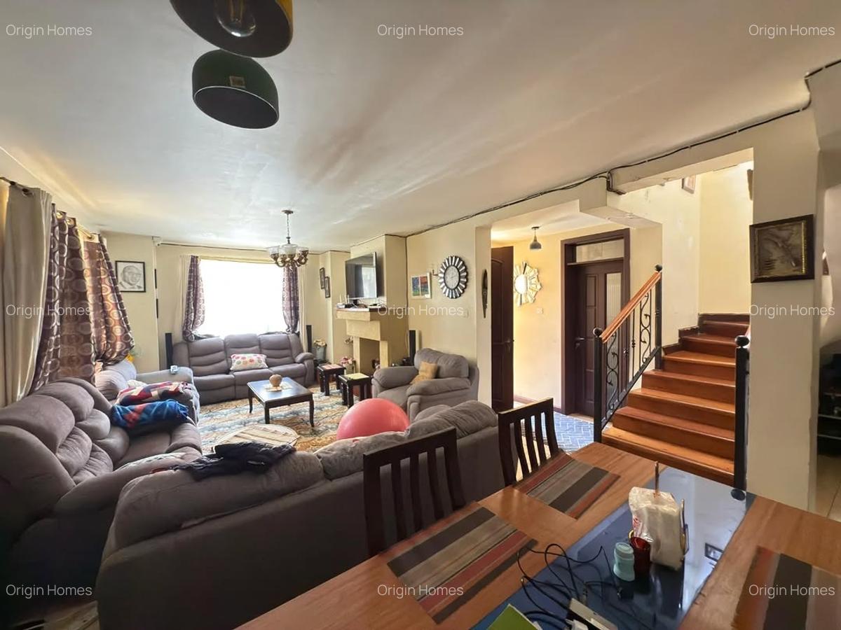 4 Bed Townhouse with En Suite at Langata - 4