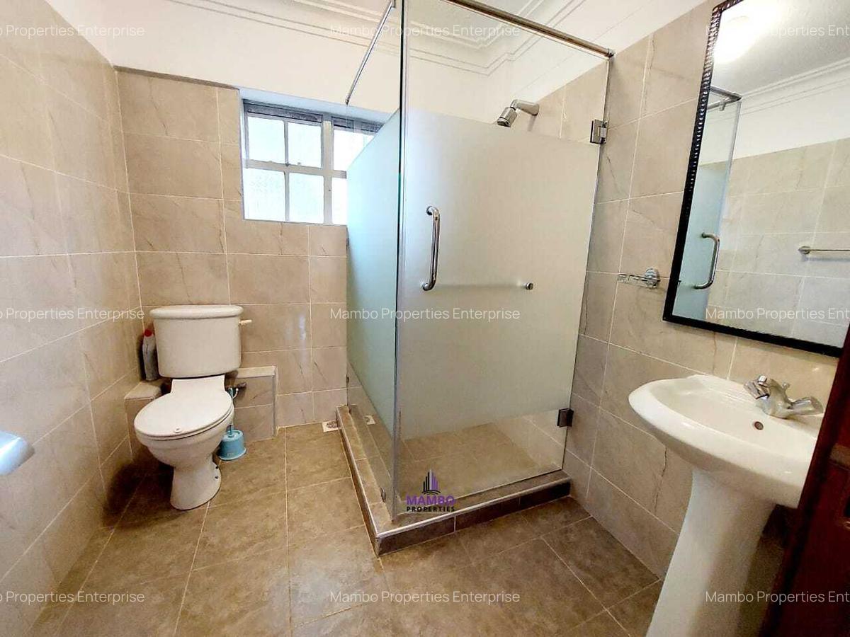 Serviced 2 Bed Apartment with En Suite at Brookside Drive - 10