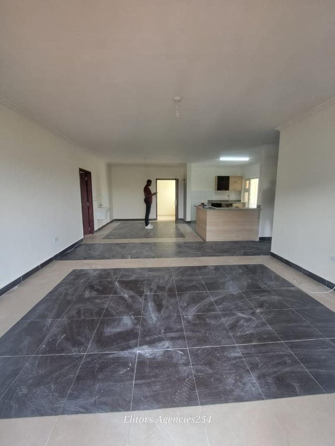 2 Bed Apartment with En Suite at Hatheru Road - 4