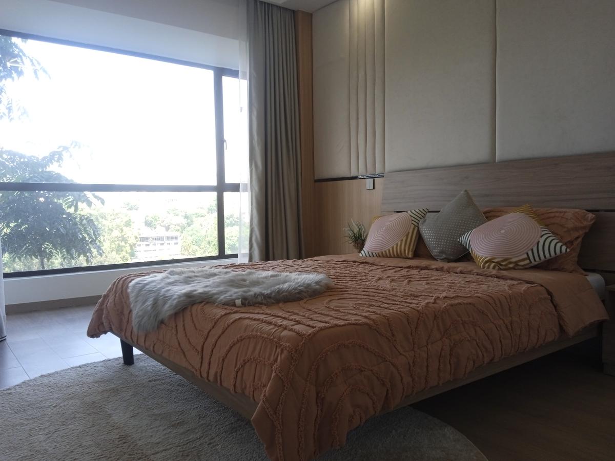 Serviced 3 Bed Apartment with En Suite at Riverside Drive - 7