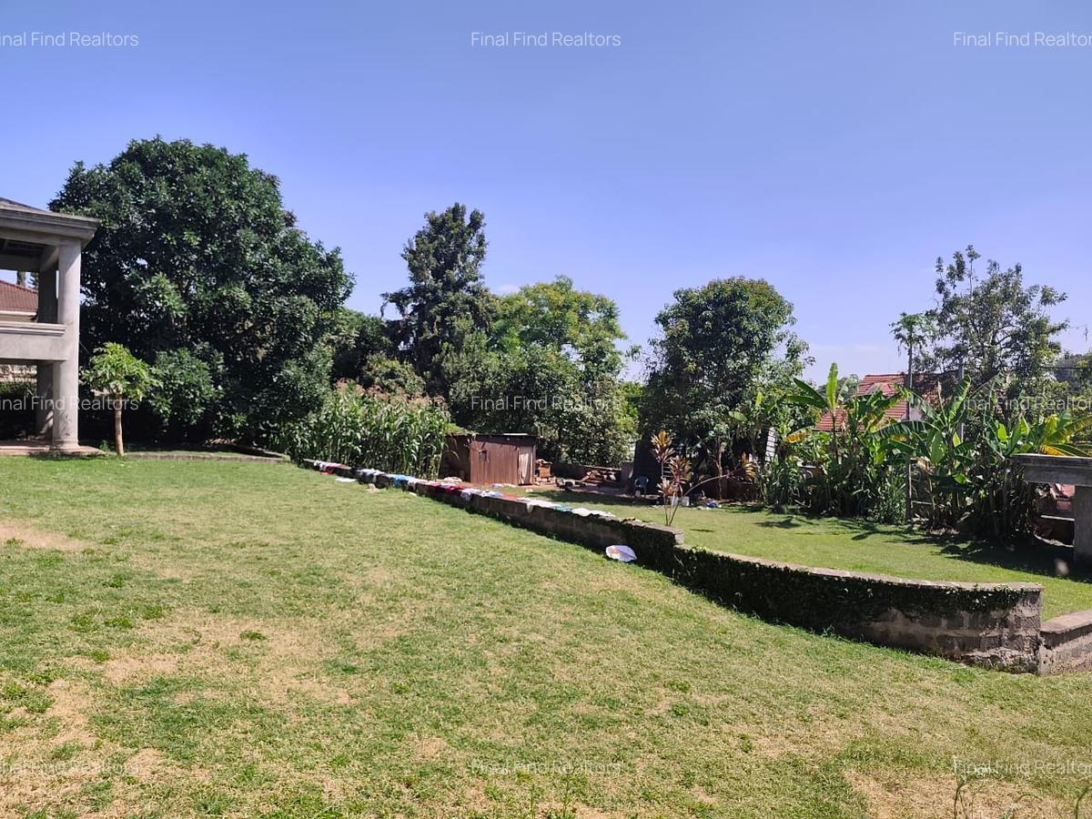 5 Bed House with En Suite in Runda - 7