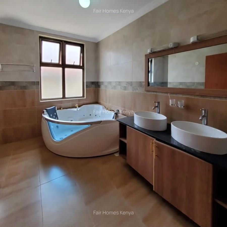 5 Bed Townhouse with En Suite at Amboseli Lane - 5