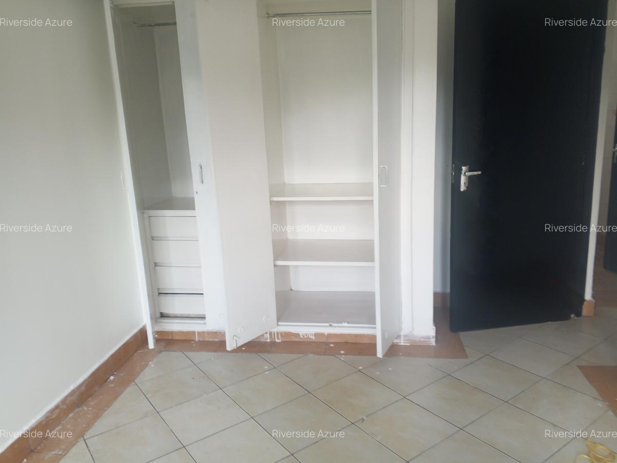 4 Bed Townhouse with En Suite at Westlands - 16