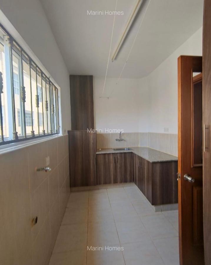 2 Bed Apartment with En Suite in Kilimani - 9