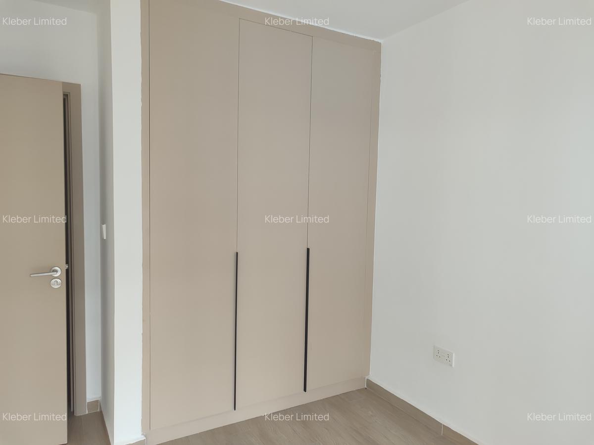 Serviced 2 Bed Apartment with En Suite in South C - 5