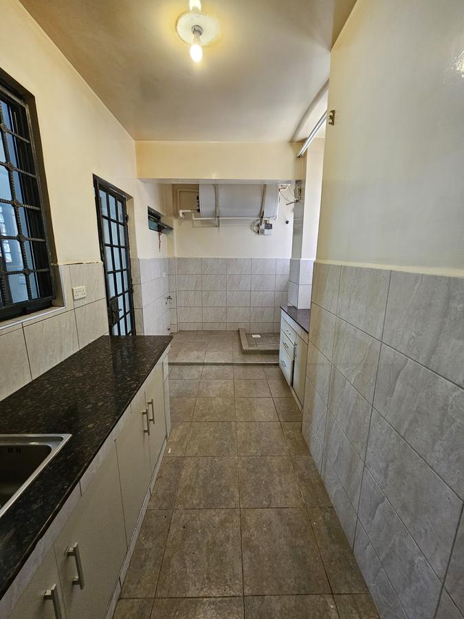 3 Bed Apartment with En Suite in Parklands - 13