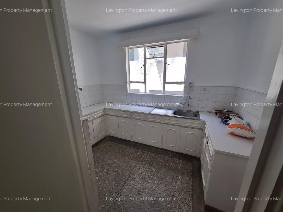 2 Bed Apartment with En Suite at Westland Road - 3