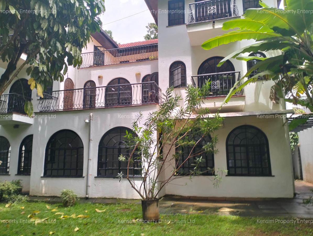 5 Bed Townhouse with En Suite in Riverside - 19