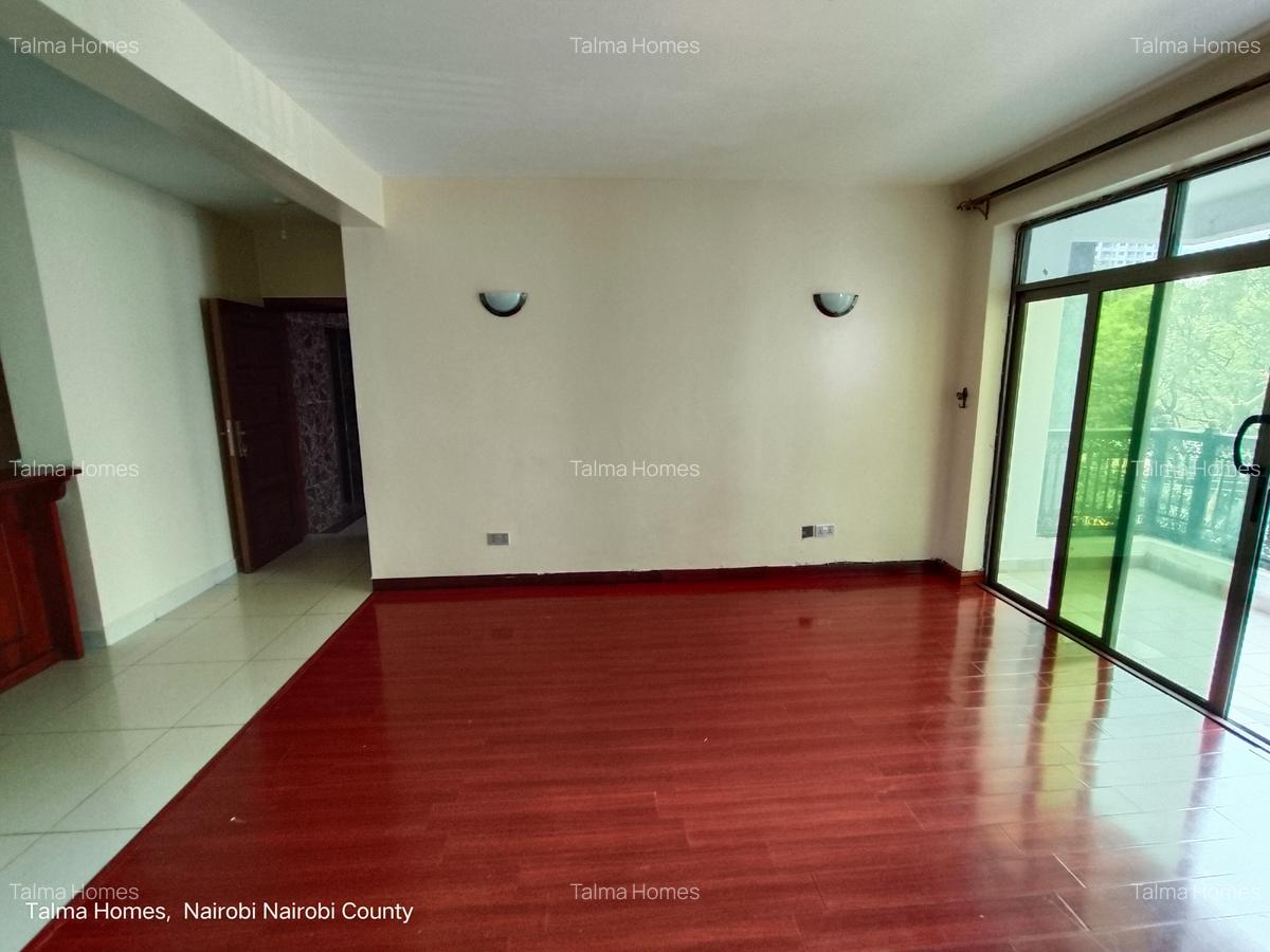 3 Bed Apartment with En Suite at Valley Arcade Area - 5