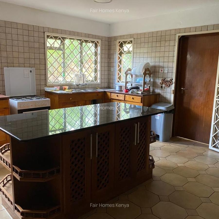 4 Bed Townhouse with En Suite at Gitanga Road - 4