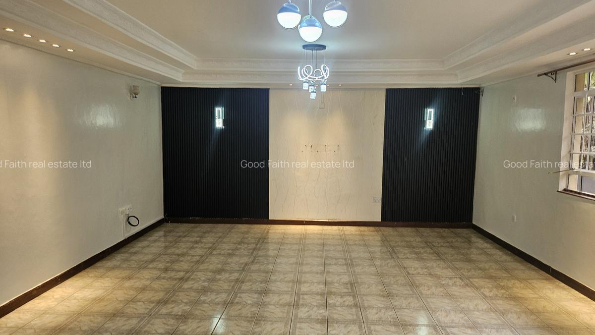 3 Bed House with En Suite in Runda - 3