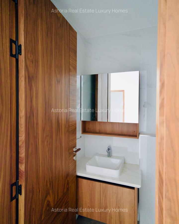 Furnished 2 Bed Apartment with En Suite at 2026-412 - 5