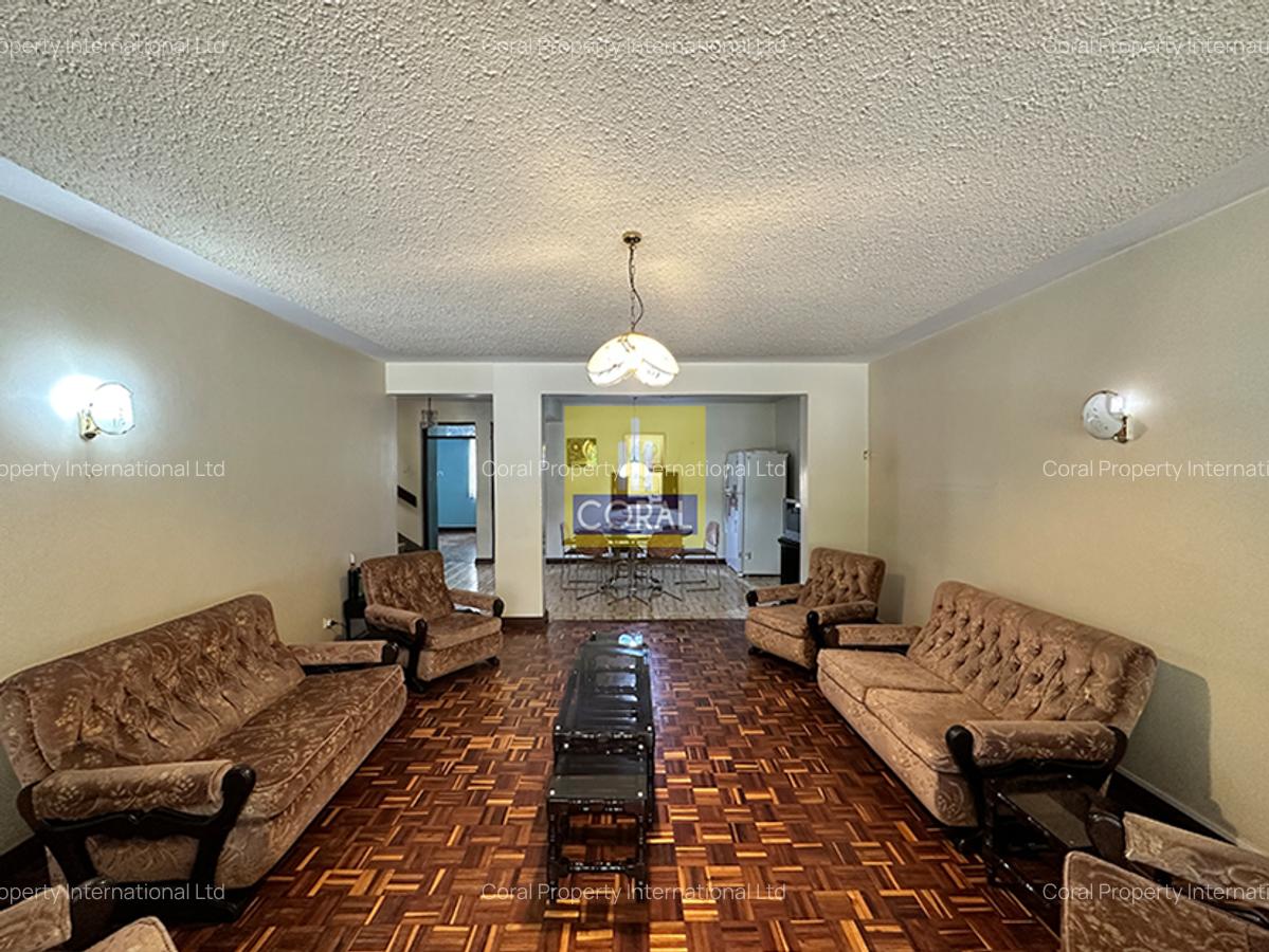 4 Bed Townhouse in Westlands Area - 2