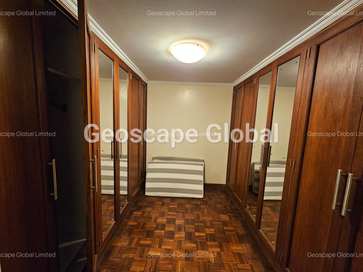 Furnished 3 Bed Apartment with En Suite in Riverside - 6