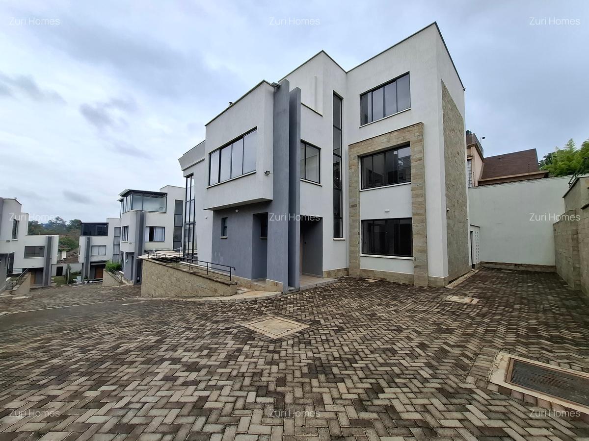 5 Bed Townhouse with En Suite in Lavington - 1