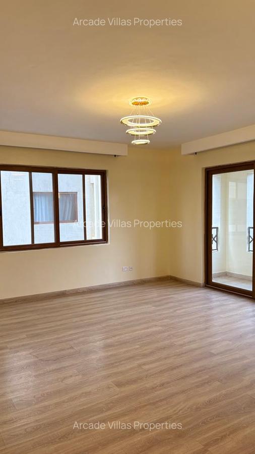 3 Bed Apartment with En Suite in Kileleshwa - 5