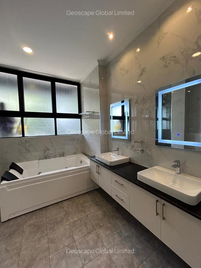 4 Bed Apartment with En Suite in Spring Valley - 5