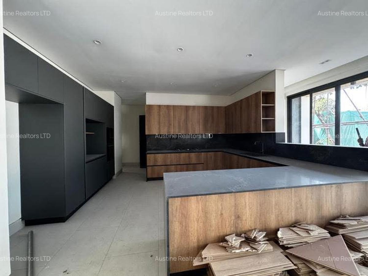 5 Bed Villa with En Suite at Grevilea Groove - 20