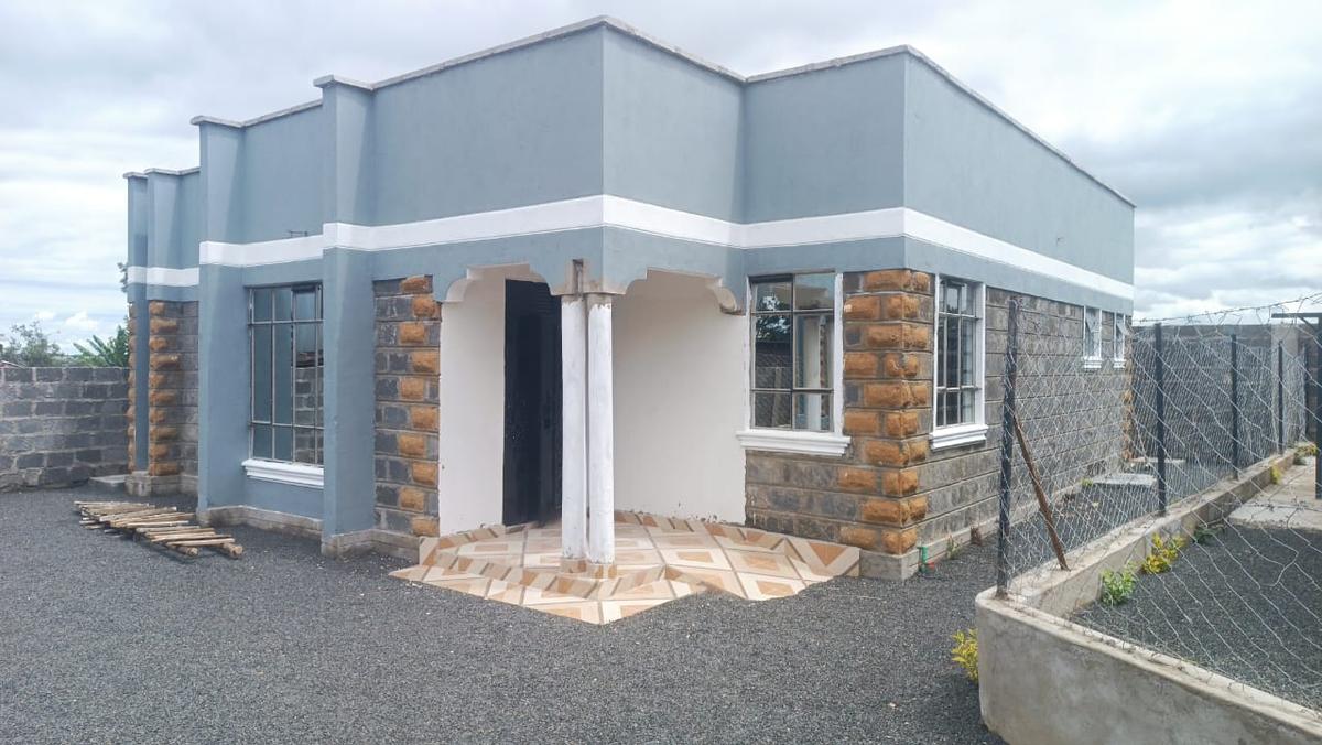 3 Bed House with En Suite at Acacia - 1