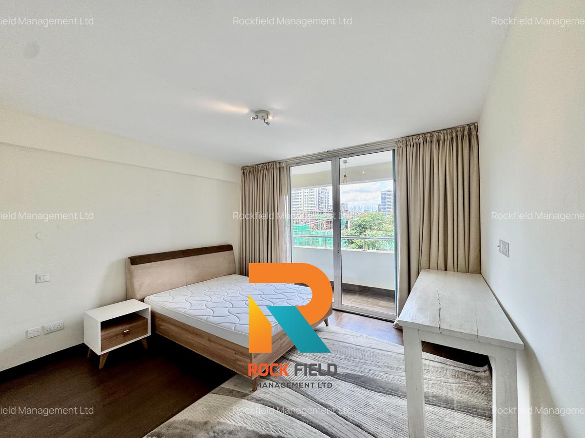 Furnished 3 Bed Apartment with En Suite in Riverside - 15