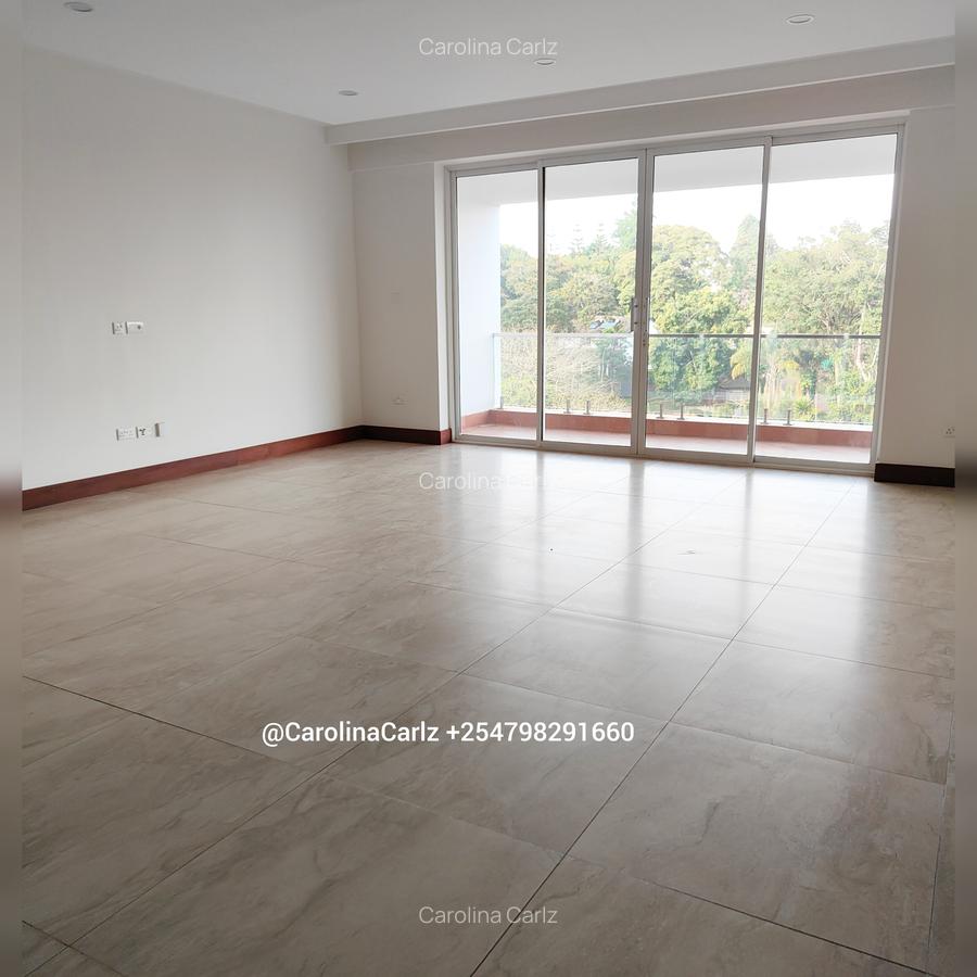 3 Bed Apartment with En Suite at City Park Drive - 6