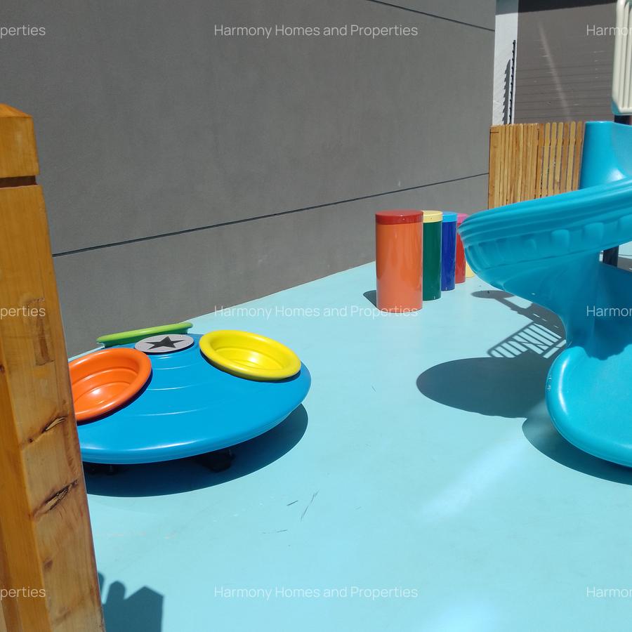 Furnished 2 Bed Apartment with En Suite at Riverside - 15