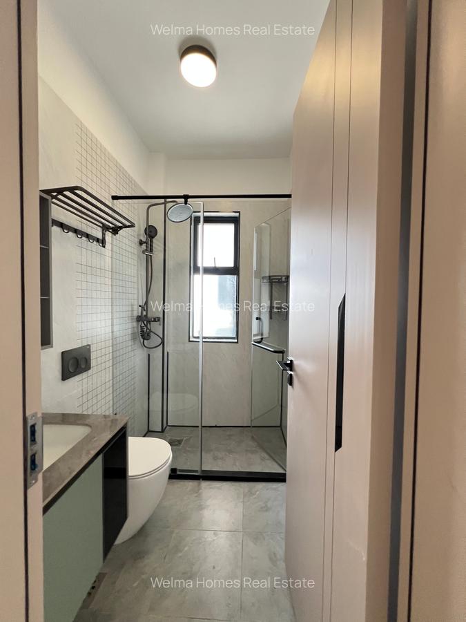 2 Bed Apartment with En Suite in Kilimani - 12