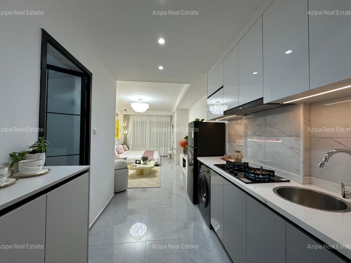 Studio Apartment with En Suite at Woodavenue - 9