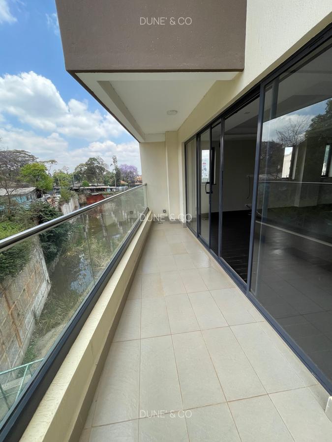 4 Bed Apartment with En Suite in Lavington - 1