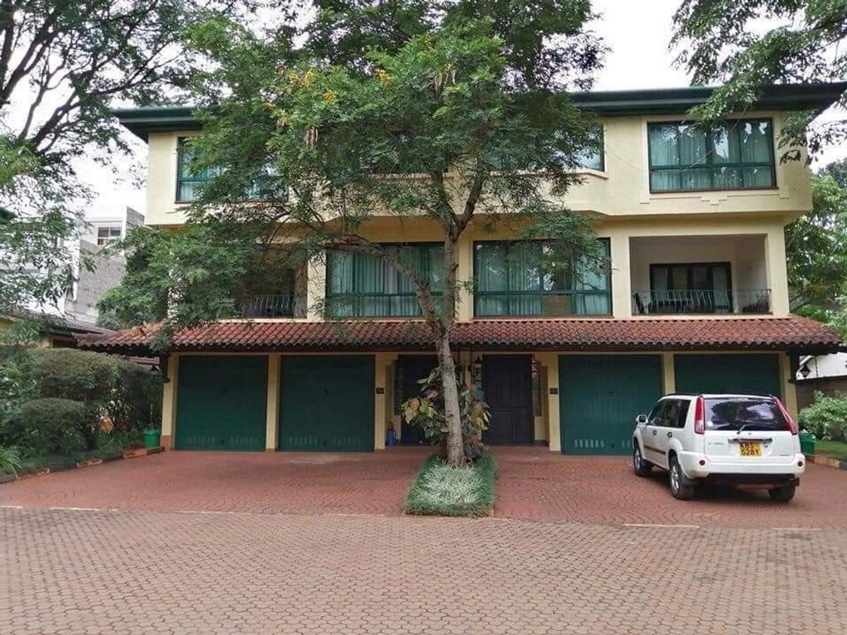 4 Bed Townhouse with En Suite at Westlands - 3