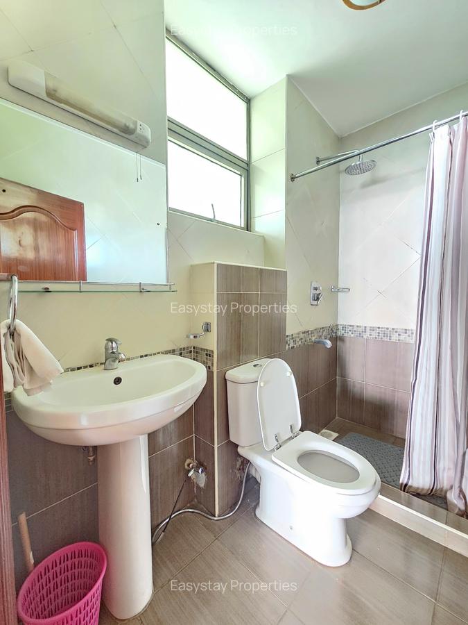 Serviced 1 Bed Apartment with En Suite in Lavington - 7