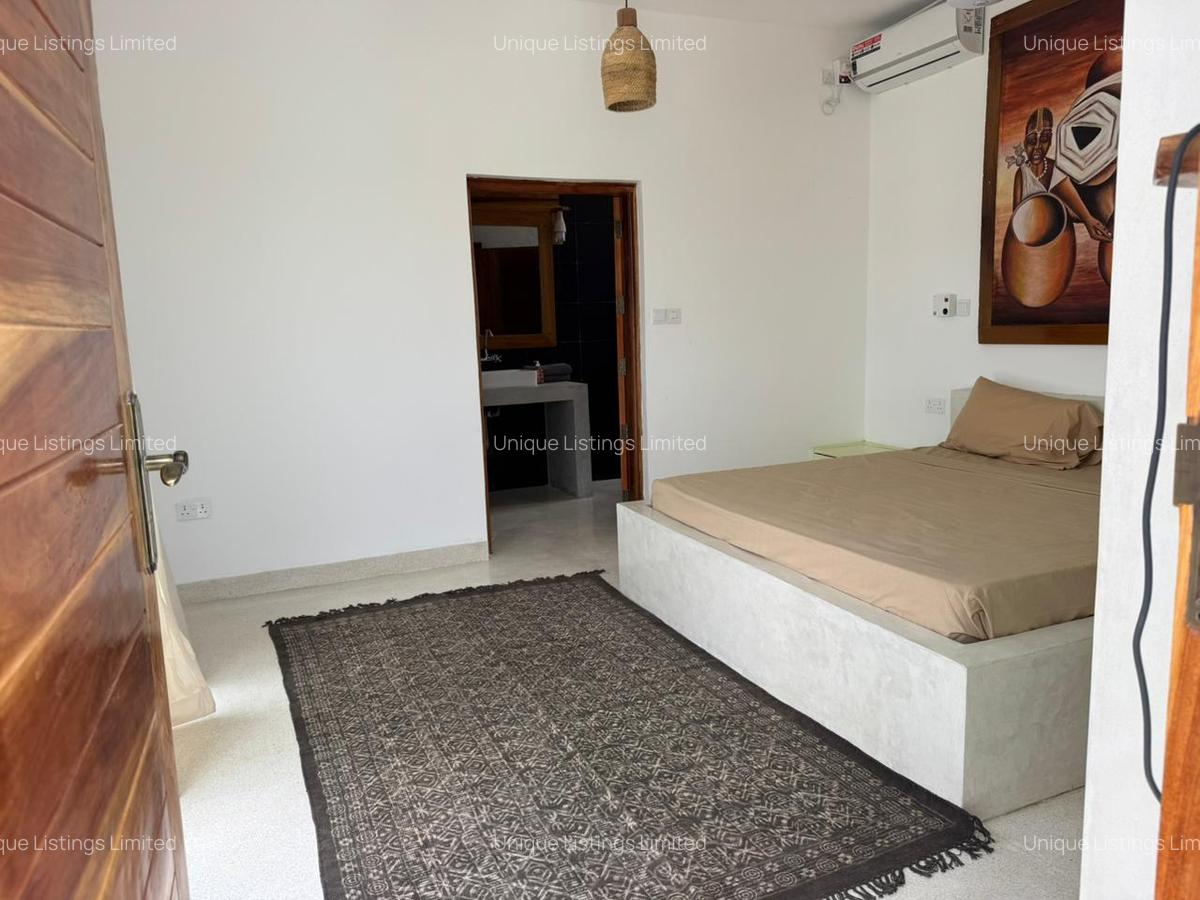 3 Bed Villa with En Suite in Watamu - 12