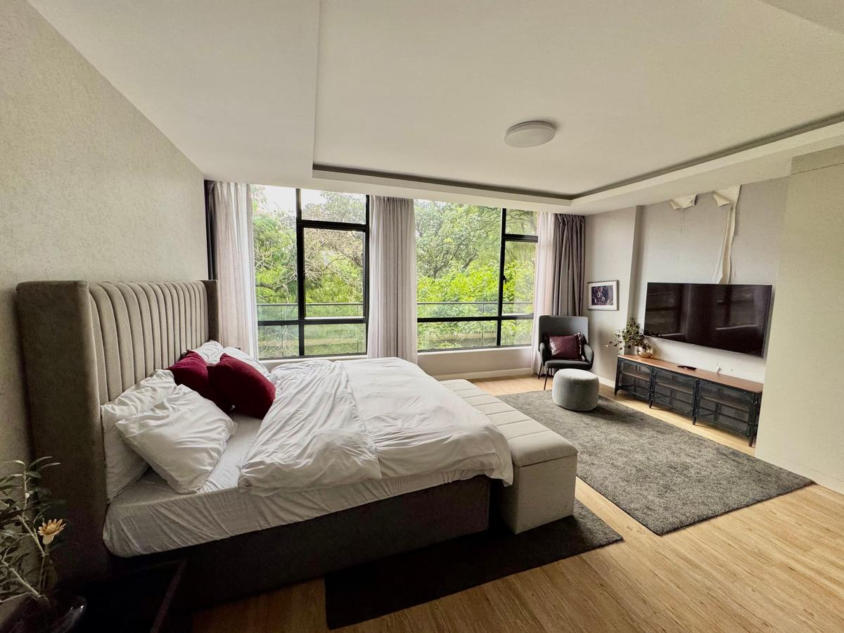 Furnished 2 Bed Apartment with En Suite in Brookside - 10