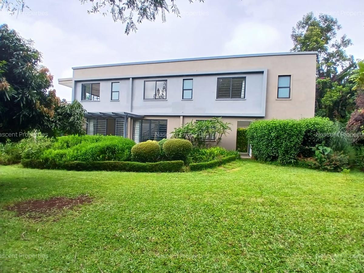 4 Bed House with En Suite in Runda - 1