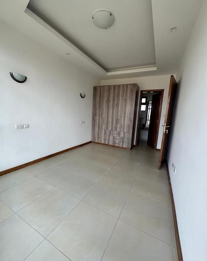 2 Bed Apartment with En Suite at Raphta Road - 9