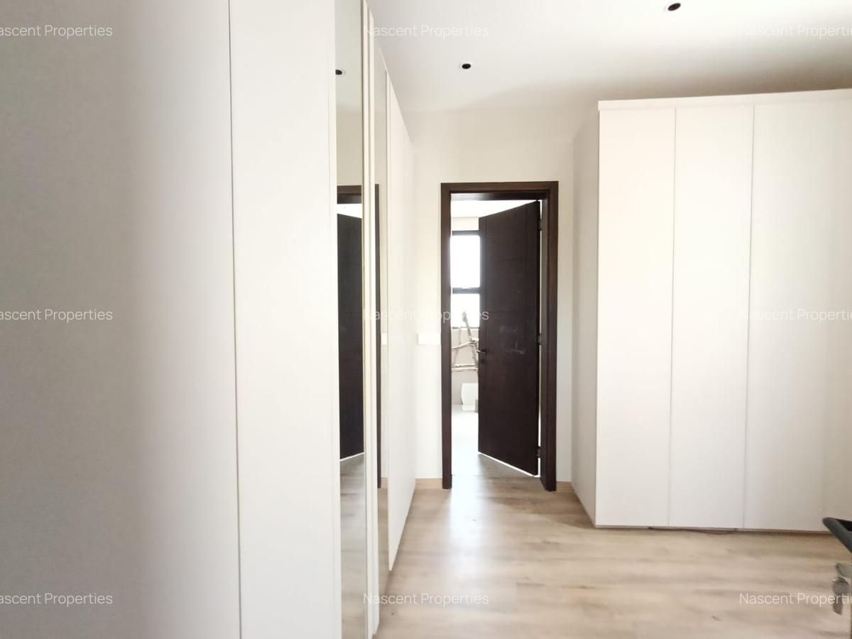 5 Bed Villa with En Suite in Lavington - 15