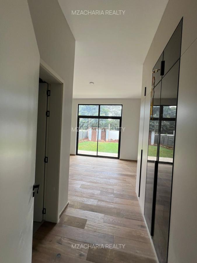 5 Bed Townhouse with En Suite in Runda - 18