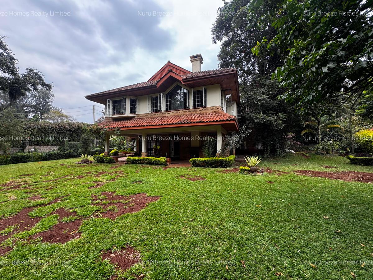 5 Bed Townhouse with En Suite in Rosslyn - 1