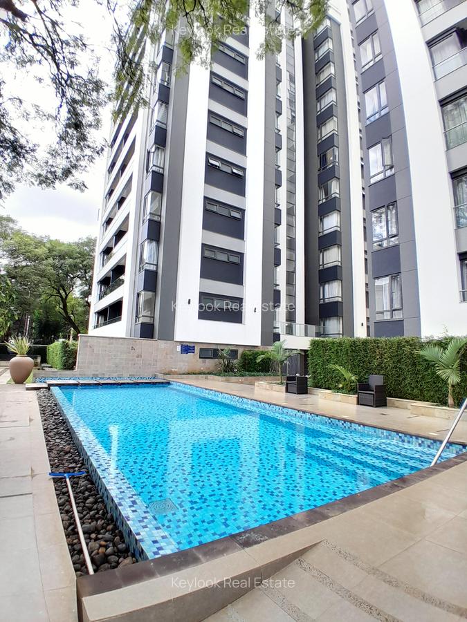 3 Bed Apartment with En Suite at Riverside - 1