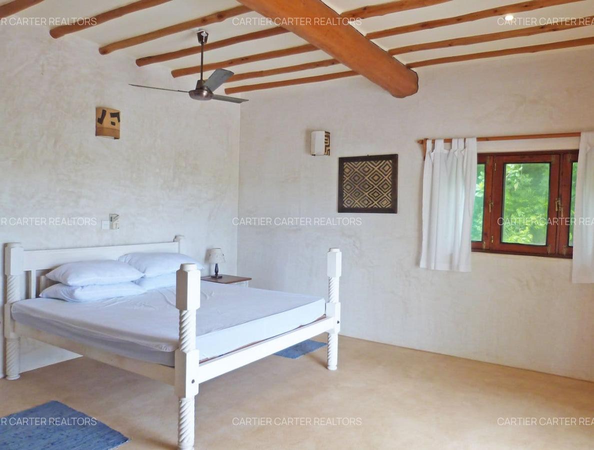 4 Bed Villa with En Suite in Watamu - 10