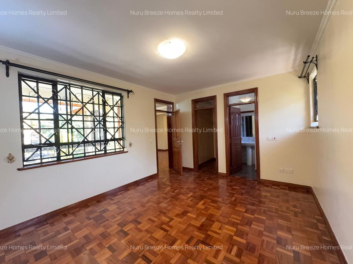 5 Bed Townhouse with En Suite in Kileleshwa - 6