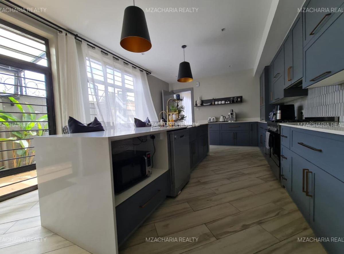 4 Bed Townhouse with En Suite in Kitisuru - 4