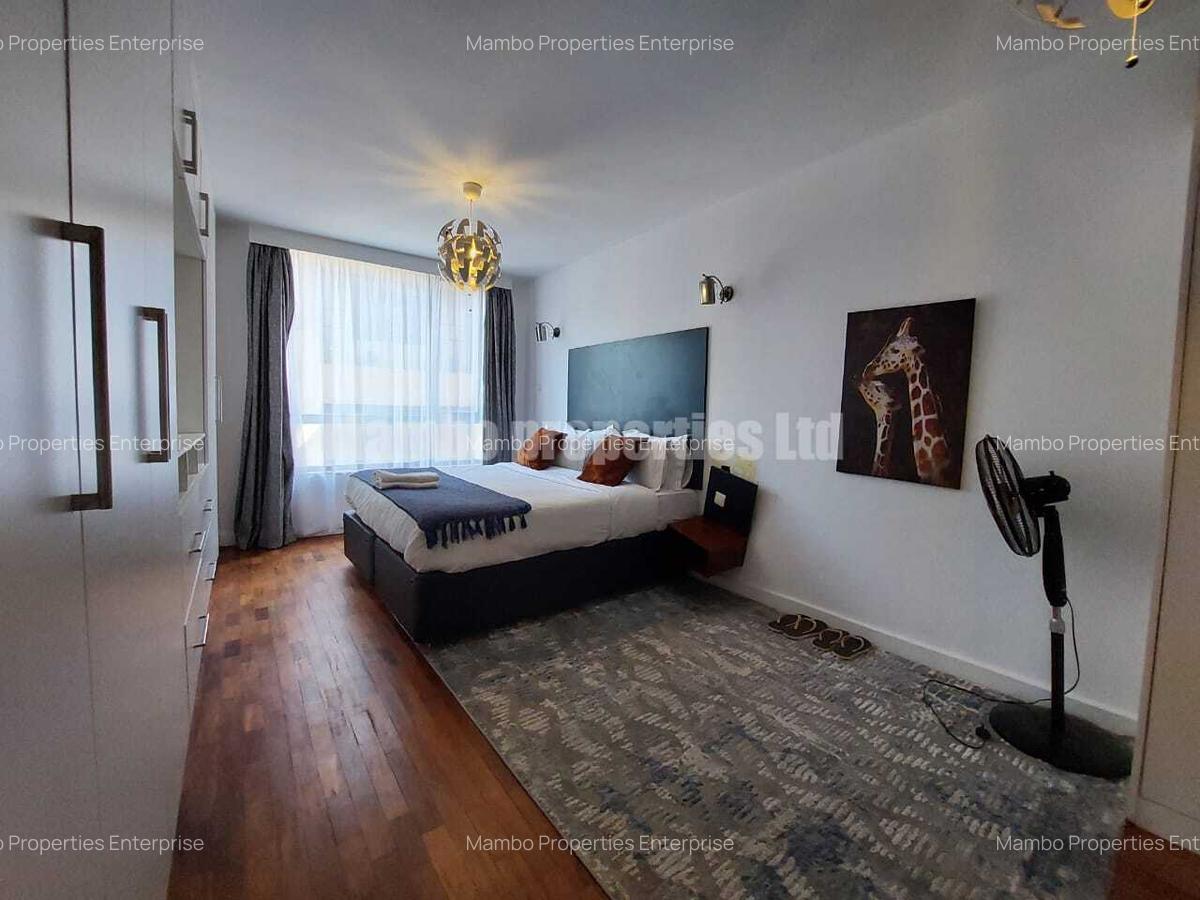 Serviced 2 Bed Apartment with En Suite at Kitale Lane - 9
