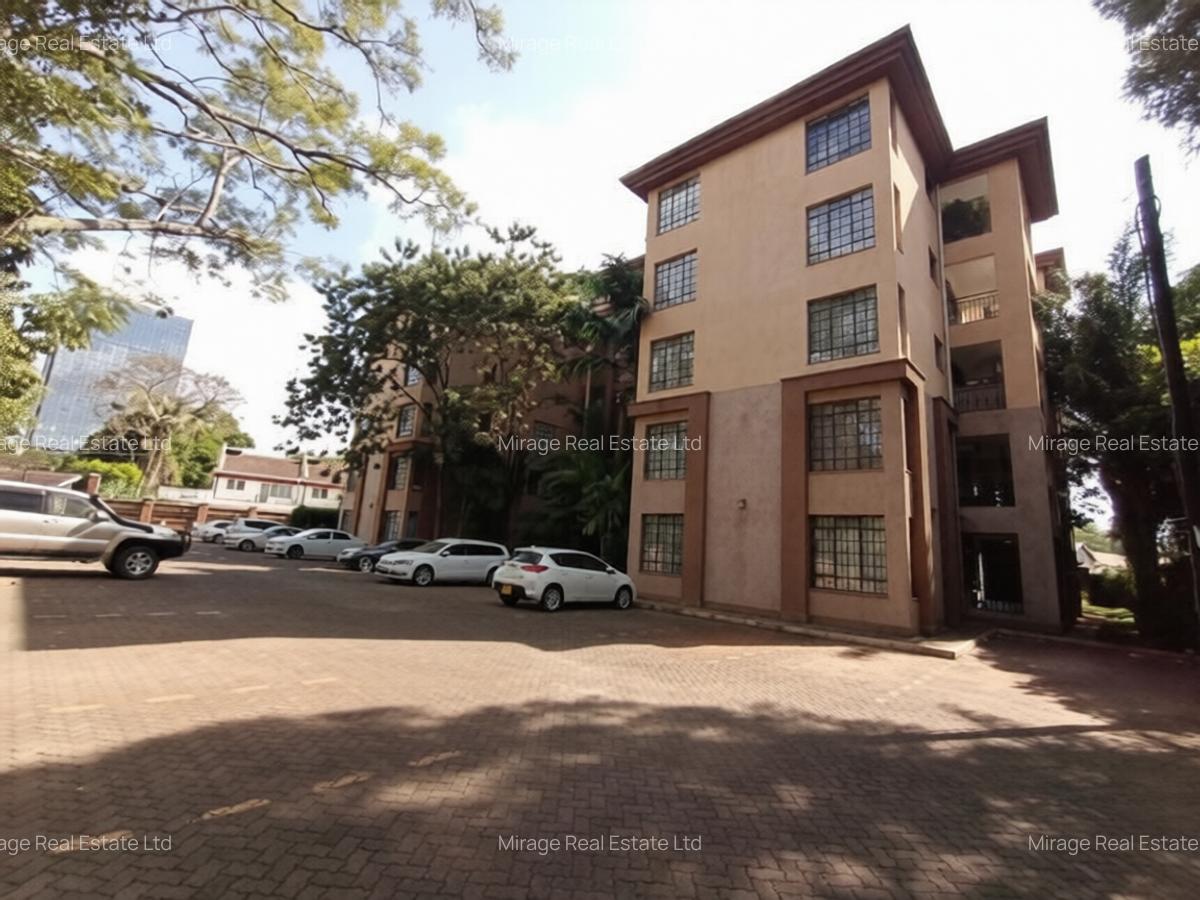 Serviced 2 Bed Apartment with En Suite in Brookside - 1