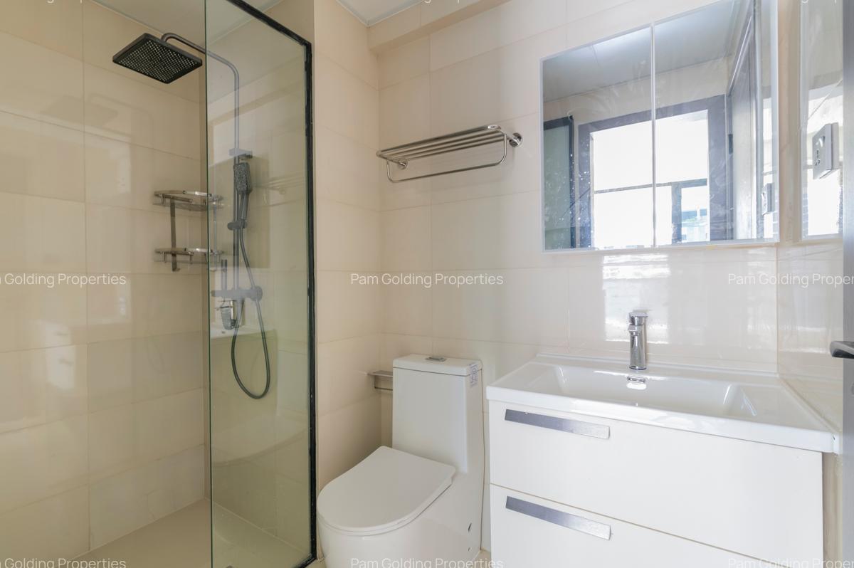 1 Bed Apartment with En Suite at Westlands Road - 6