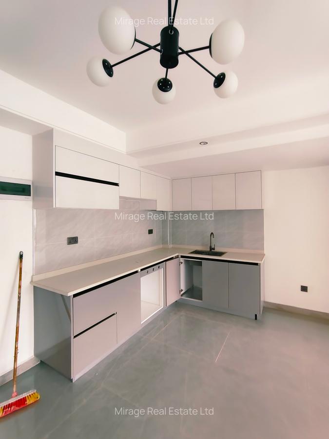 3 Bed Apartment with En Suite in Kileleshwa - 14