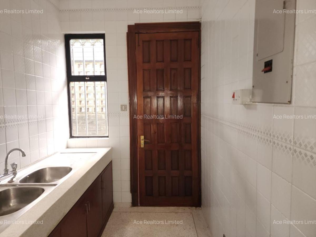 5 Bed House with En Suite at Muthaiga - 9